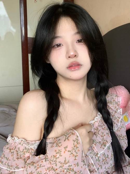 老湿机影院免费观看下载的相关介绍