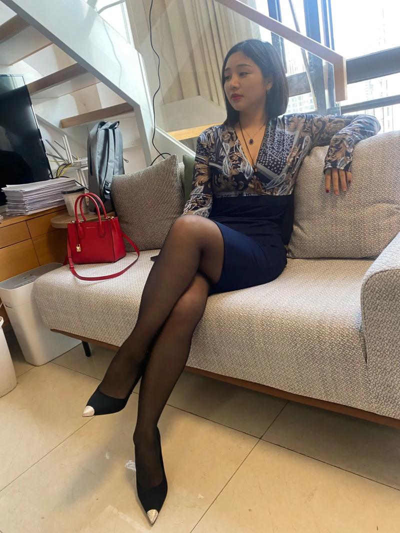 巨乳抖动态图的相关介绍