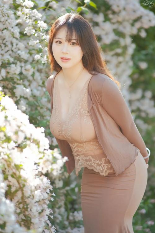 av在线观看高清按摩人妻的相关介绍