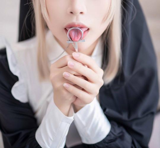 动漫操穴的相关介绍