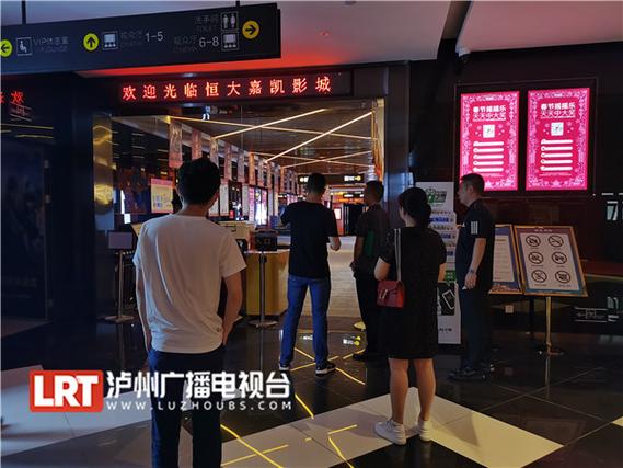 亚洲乳大丰满中文字幕少妇av的相关介绍