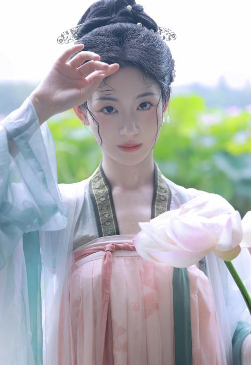 女人做在线看的相关介绍