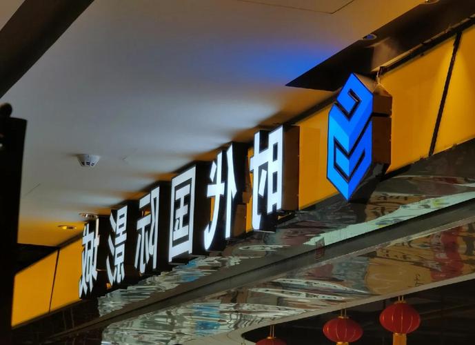 调教巨乳秘书的相关介绍