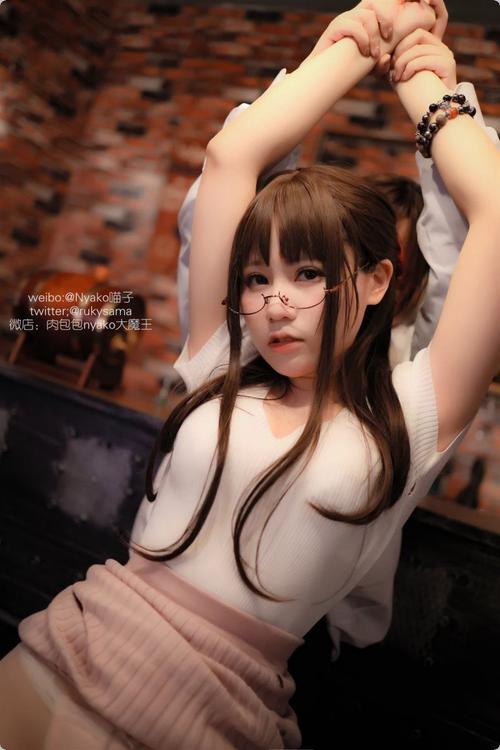 熟女大尺度写真图片的相关介绍