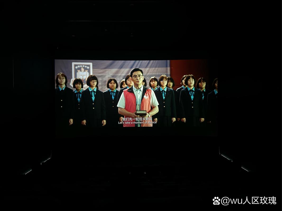 美女老师被我爆操的相关介绍