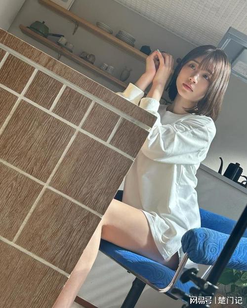 酒店激情呻吟的相关介绍
