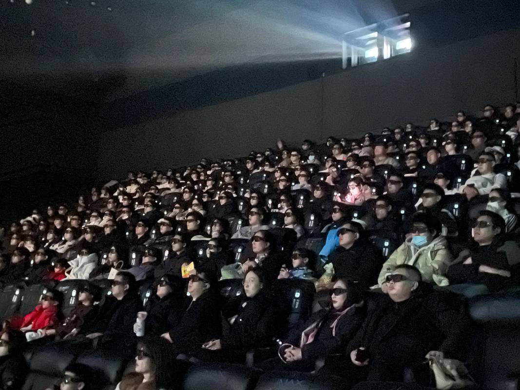 裸模大尺度无圣光写真套图的相关介绍