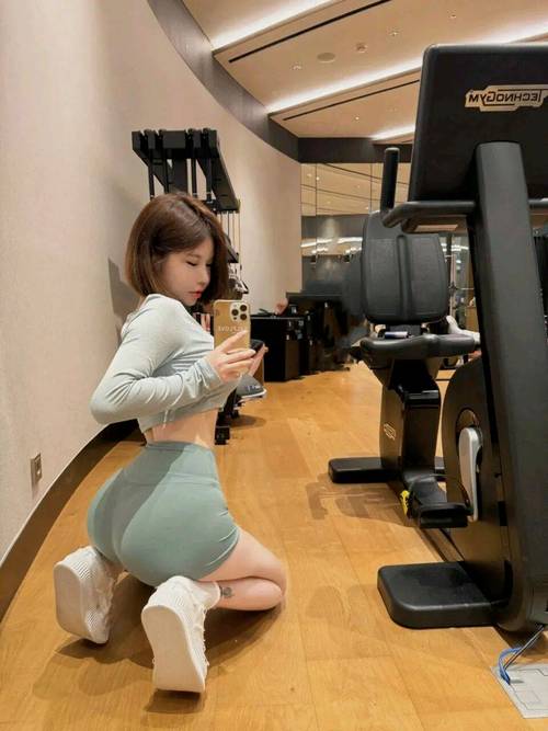 欧美一区二区三区高潮喷手的相关介绍