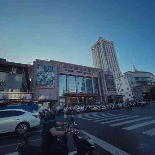 地狱电影院的相关介绍