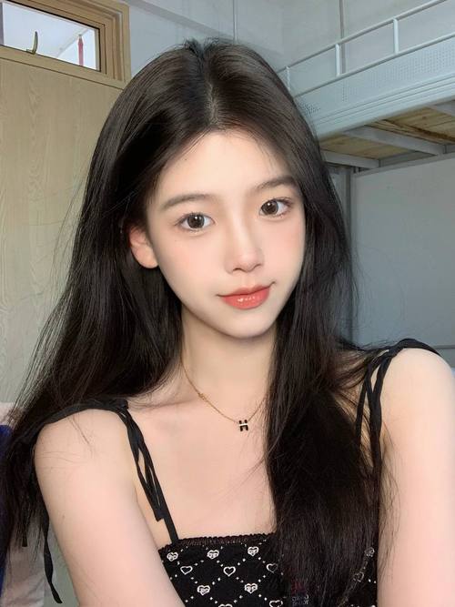 亚洲精品国产懂色绯色的相关介绍
