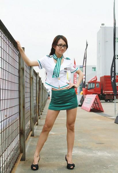 美女黄色大片女人录像的相关介绍
