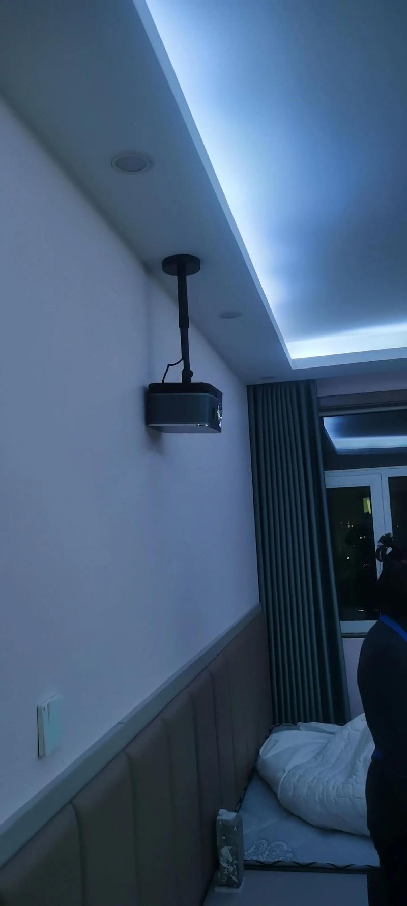 18禁在线看动漫的相关介绍