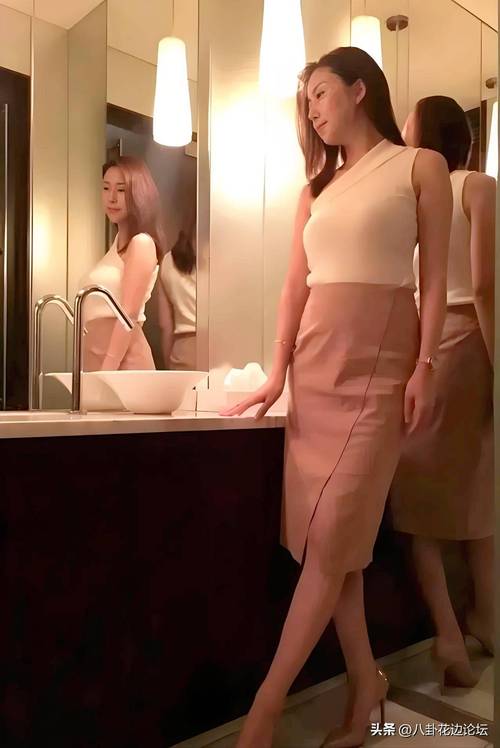亚洲黑丝熟妇av的相关介绍