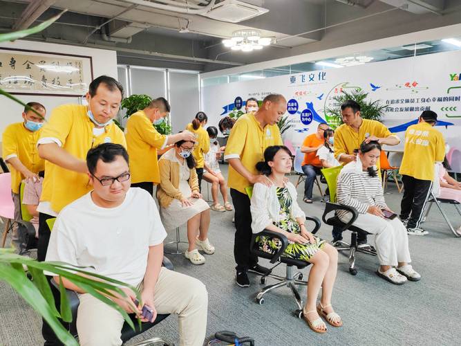 黑丝系列av的相关介绍