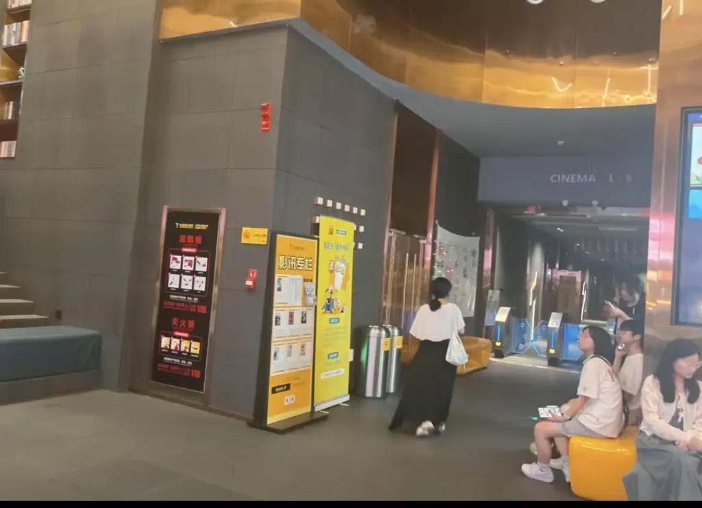 精品国产色婷婷,精品国产av的相关介绍