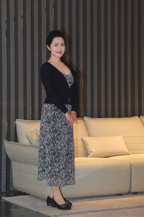午夜中福利的相关介绍